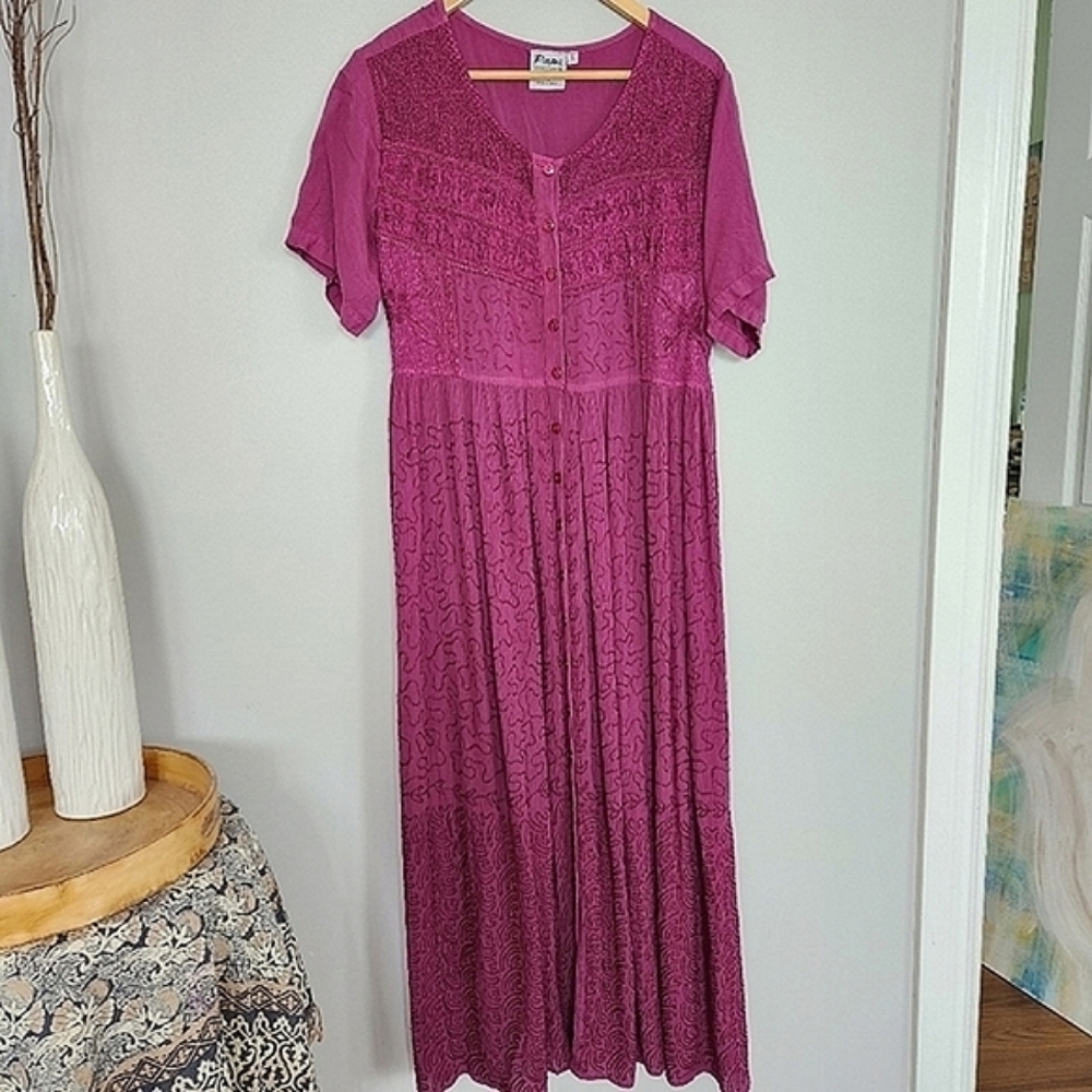 Vintage Embroiderd Flowy  Short-sleeve Maxi Dress